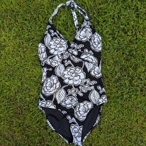 Like new! Garnet Hill One Piece Swimsuit